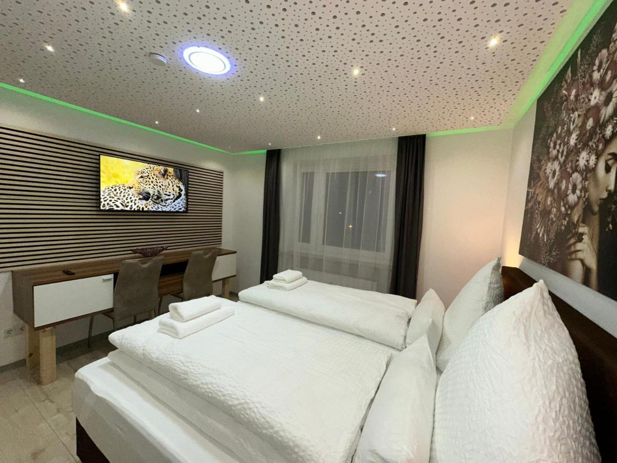 Modern Neuburg D - - 2 Zimmer, Parkplatz, Balkon, Wi-fi, 2 Tv, Dusche, Kueche Apartment Neuburg an Der Donau